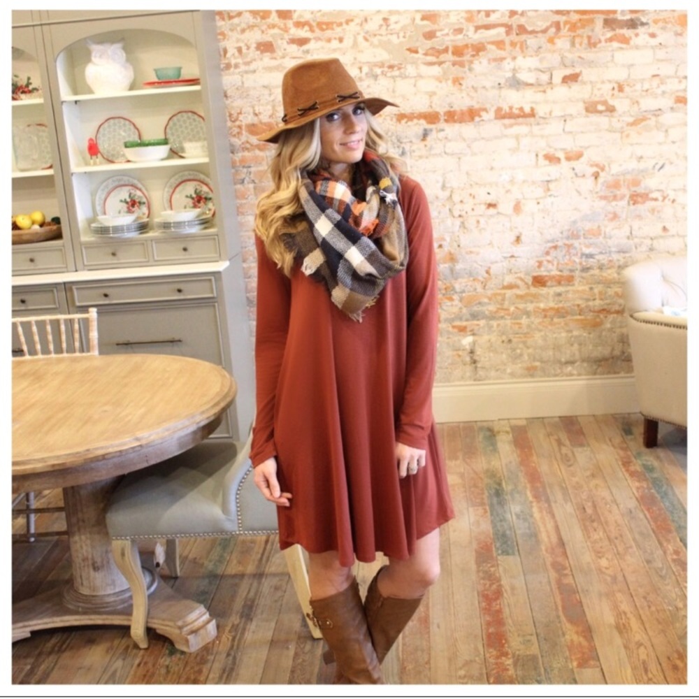 🧡Gorgeous rust long sleeve dress🧡